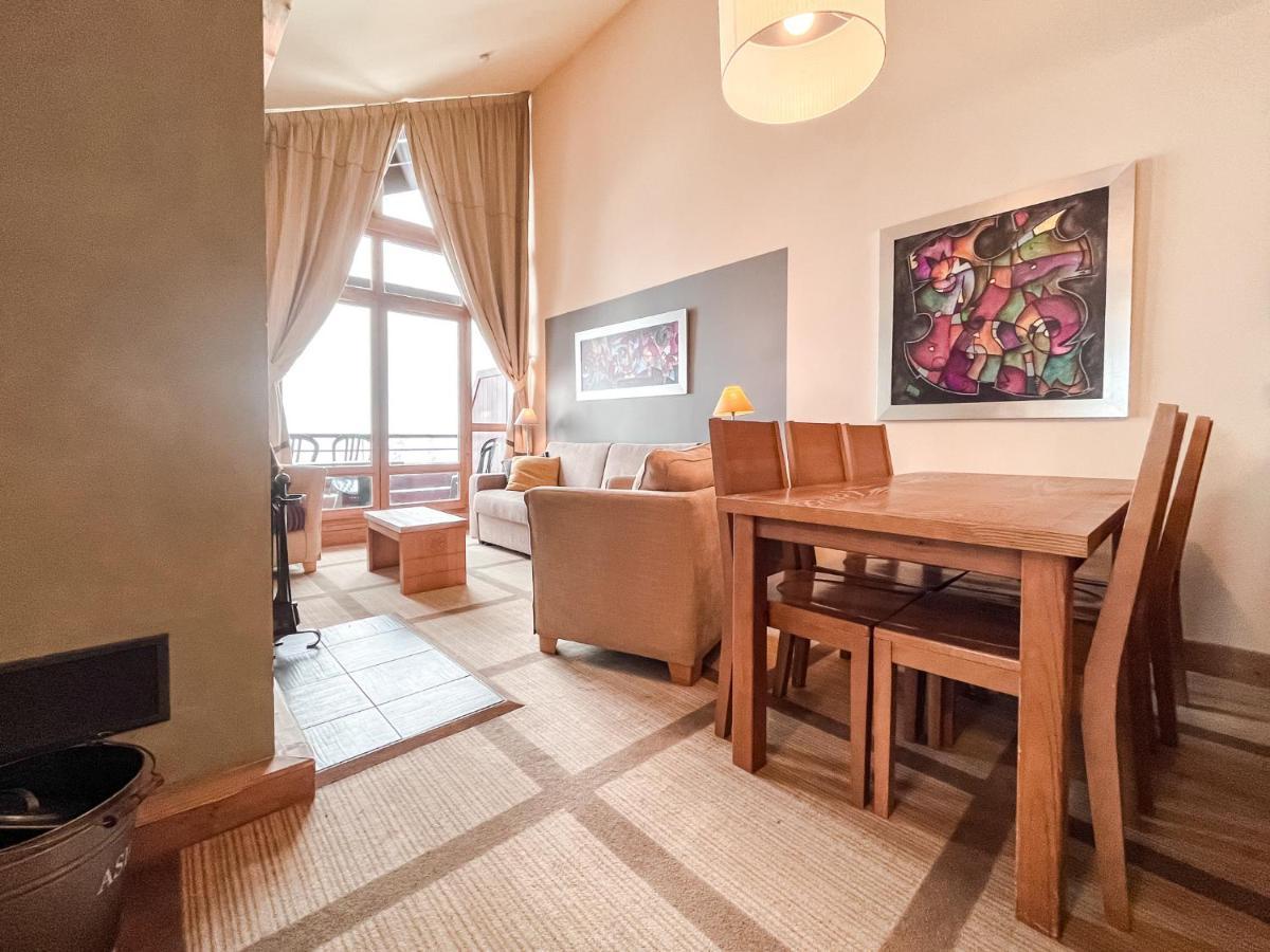 פליין South Facing 2-Bed Apartment With Fireplace, Terrasses Deos מראה חיצוני תמונה