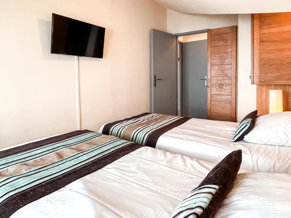 פליין South Facing 2-Bed Apartment With Fireplace, Terrasses Deos מראה חיצוני תמונה